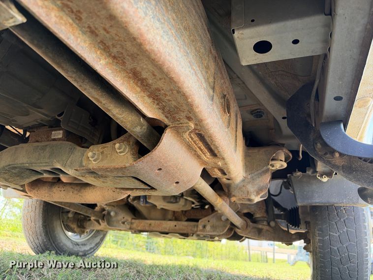image for item FN3751 2021 GMC Sierra 3500 4X4 Crew Cab flatbed pickup truck