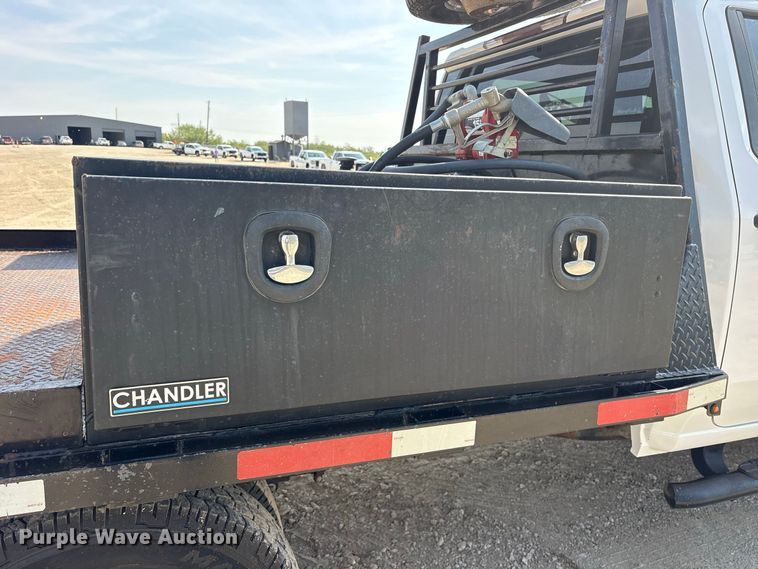 image for item FN3752 2021 GMC Sierra 3500 Crew Cab flatbed pickup truck