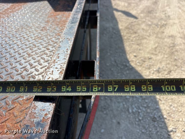 image for item FN3752 2021 GMC Sierra 3500 Crew Cab flatbed pickup truck