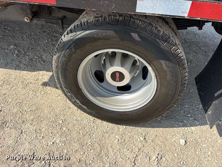 image for item FN3752 2021 GMC Sierra 3500 Crew Cab flatbed pickup truck