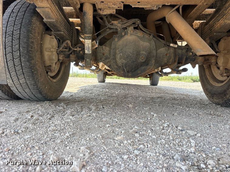 image for item FN3753 2021 GMC Sierra 3500 Crew Cab flatbed pickup truck