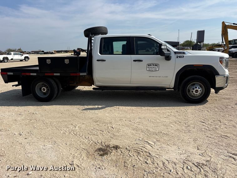 image for item FN3754 2021 GMC Sierra 3500 Crew Cab flatbed pickup truck