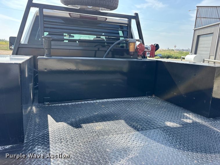 image for item FN3754 2021 GMC Sierra 3500 Crew Cab flatbed pickup truck