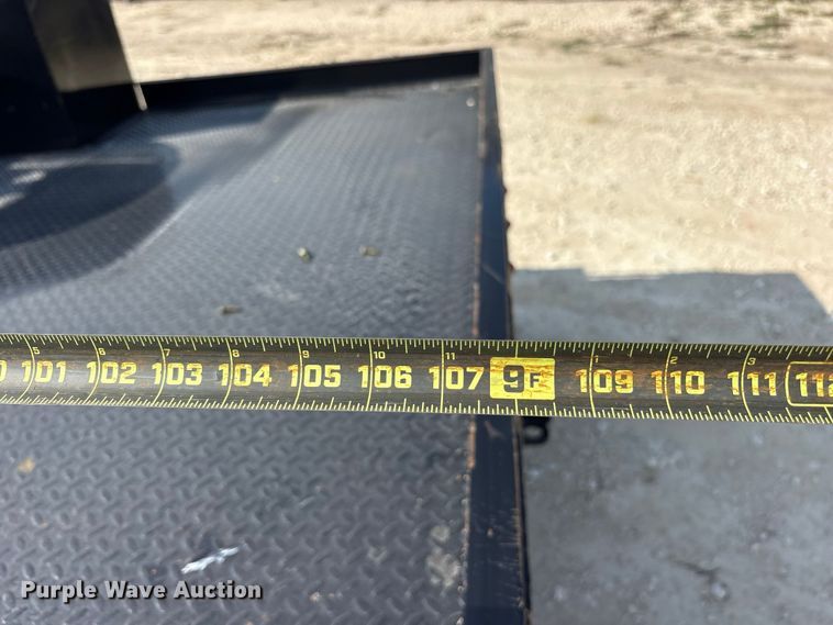 image for item FN3754 2021 GMC Sierra 3500 Crew Cab flatbed pickup truck
