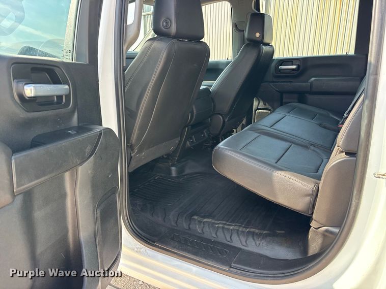 image for item FN3754 2021 GMC Sierra 3500 Crew Cab flatbed pickup truck