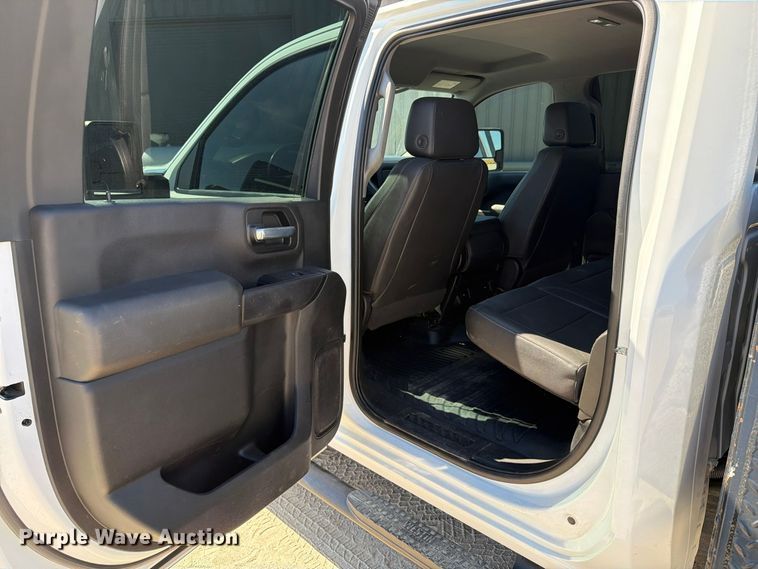 image for item FN3755 2021 GMC Sierra 3500HD 4X4 Crew Cab flatbed pickup truck