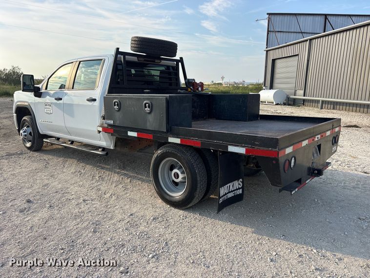 image for item FN3756 2021 GMC Sierra 3500 Crew Cab flatbed pickup truck