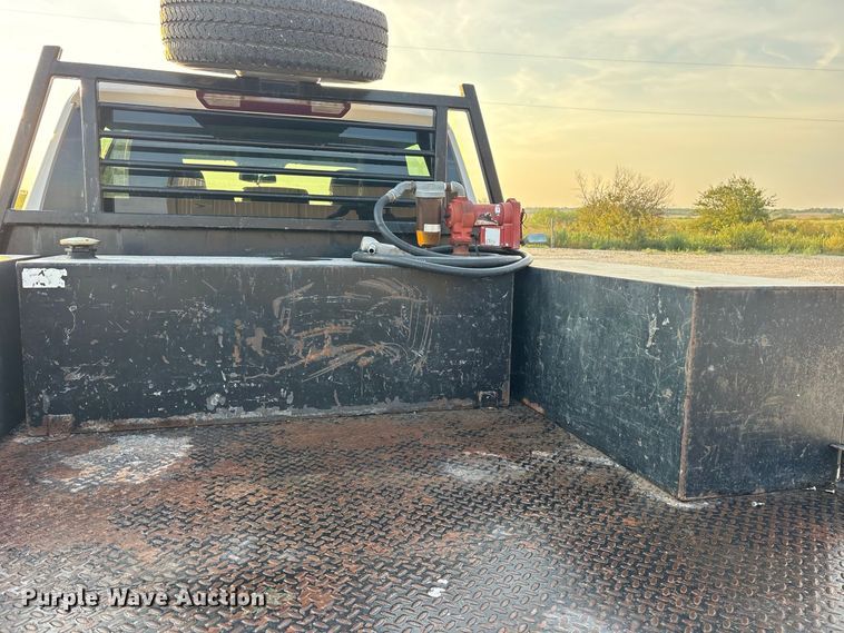 image for item FN3756 2021 GMC Sierra 3500 Crew Cab flatbed pickup truck