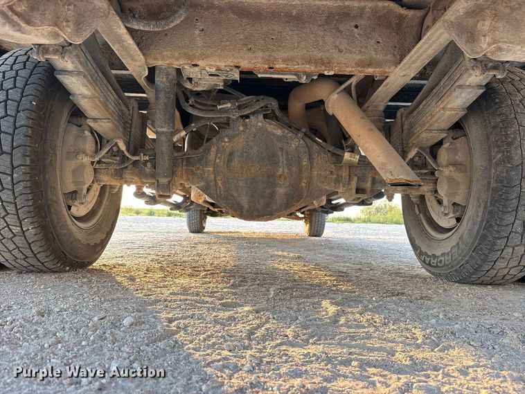 image for item FN3756 2021 GMC Sierra 3500 Crew Cab flatbed pickup truck