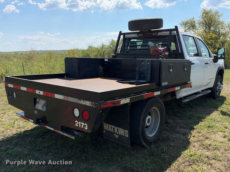 image for item FN3757 2021 GMC Sierra 3500 4X4 Crew Cab flatbed pickup truck