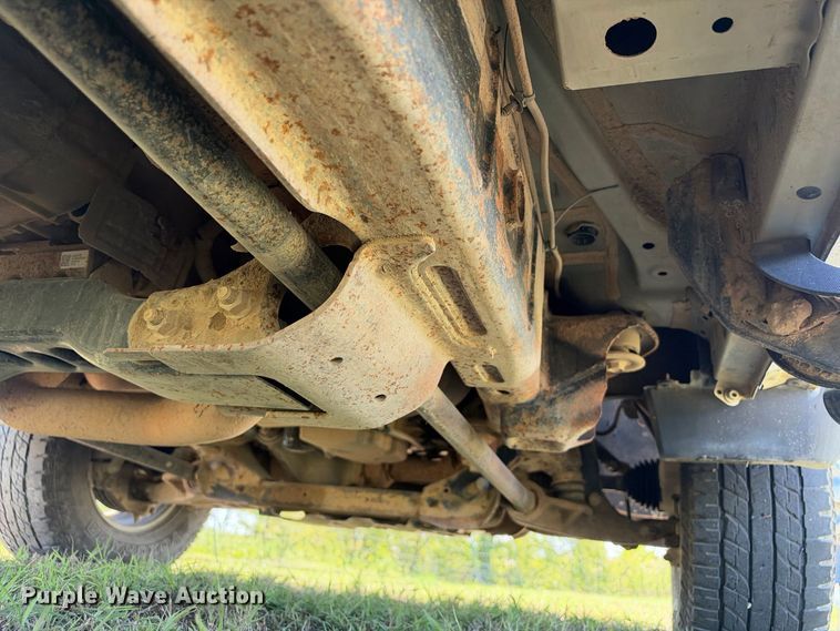 image for item FN3757 2021 GMC Sierra 3500 4X4 Crew Cab flatbed pickup truck