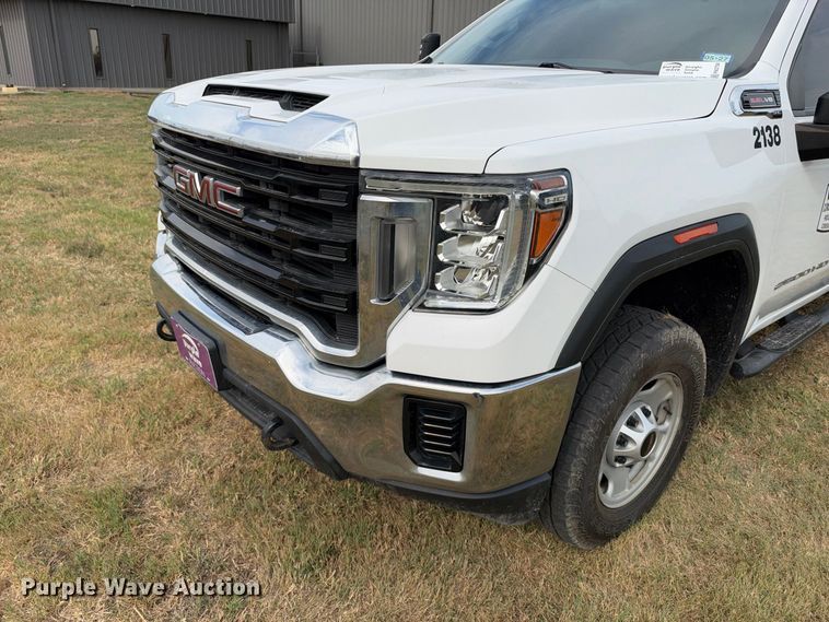 image for item FN3758 2021 GMC Sierra 2500 Crew Cab pickup truck