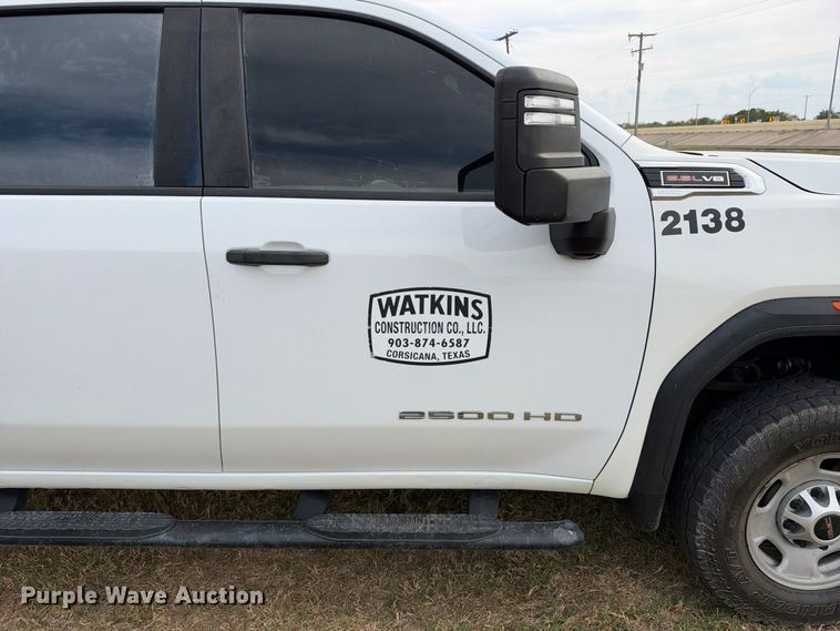 image for item FN3758 2021 GMC Sierra 2500 Crew Cab pickup truck