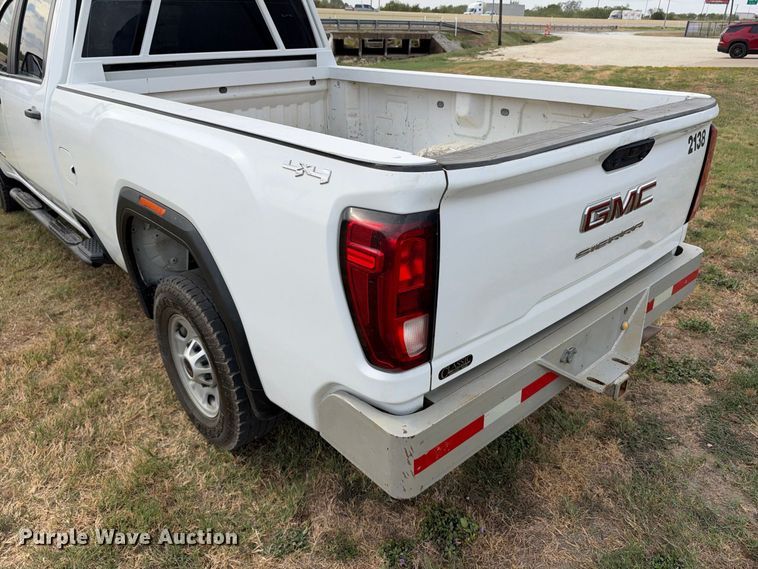 image for item FN3758 2021 GMC Sierra 2500 Crew Cab pickup truck