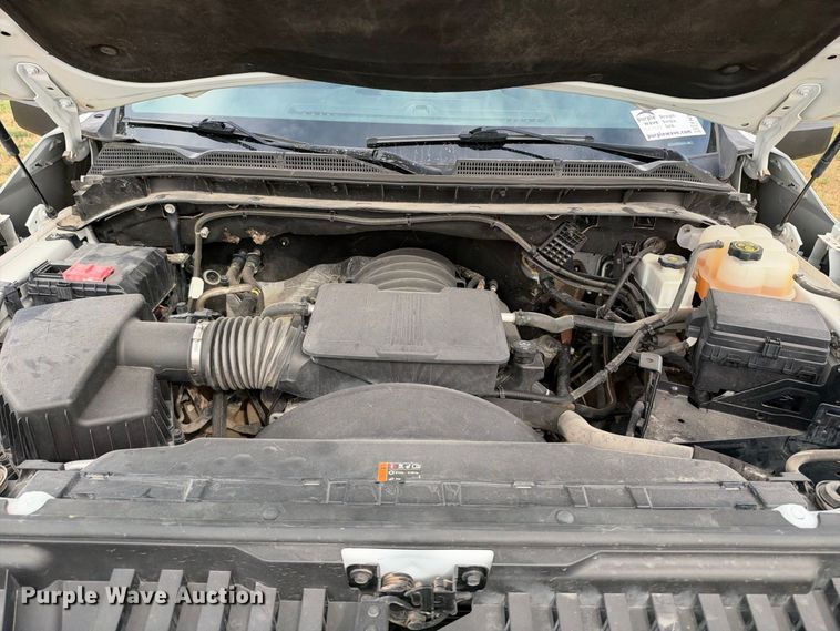 image for item FN3758 2021 GMC Sierra 2500 Crew Cab pickup truck