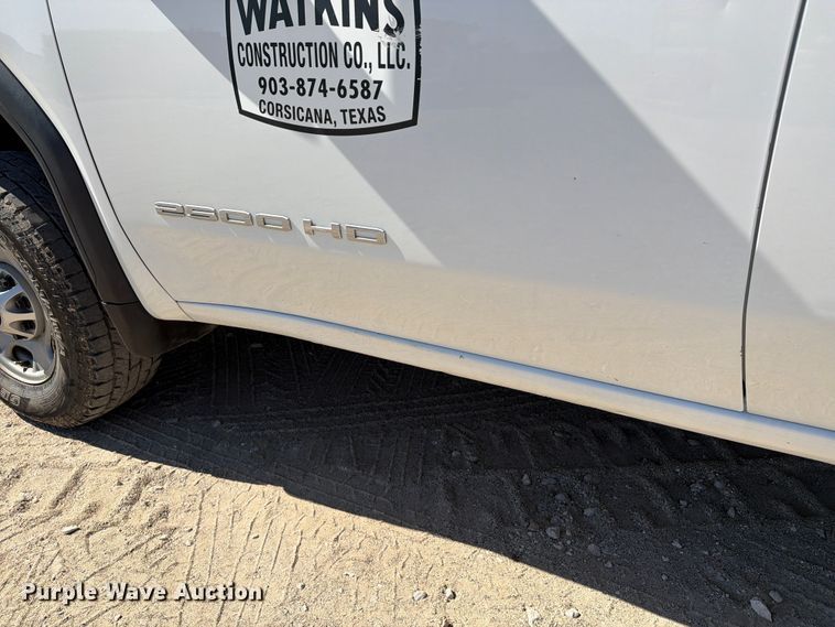 image for item FN3759 2022 GMC Sierra 2500HD 4X4 Crew Cab pickup truck