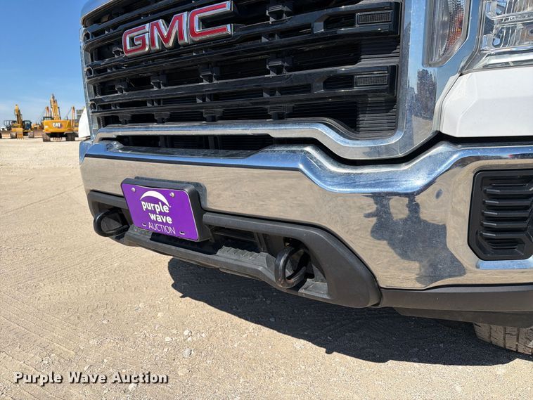 image for item FN3759 2022 GMC Sierra 2500HD 4X4 Crew Cab pickup truck