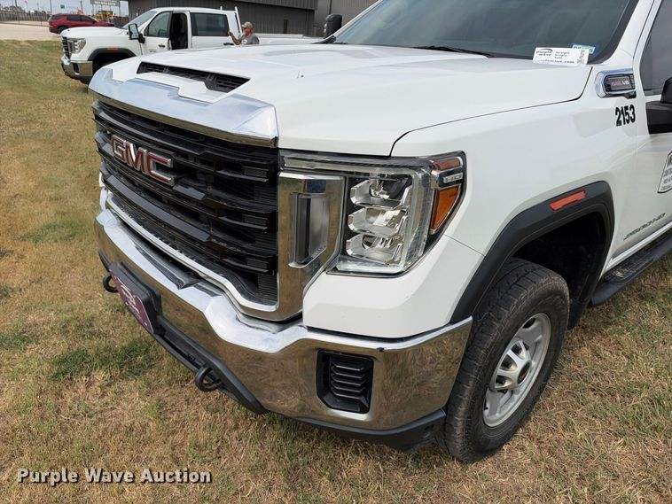 image for item FN3760 2021 GMC Sierra 2500 Crew Cab pickup truck