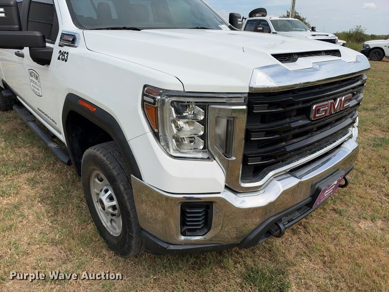 image for item FN3760 2021 GMC Sierra 2500 Crew Cab pickup truck