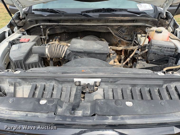 image for item FN3760 2021 GMC Sierra 2500 Crew Cab pickup truck