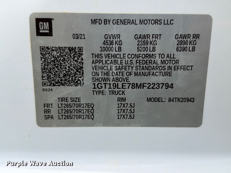 image for item FN3760 2021 GMC Sierra 2500 Crew Cab pickup truck