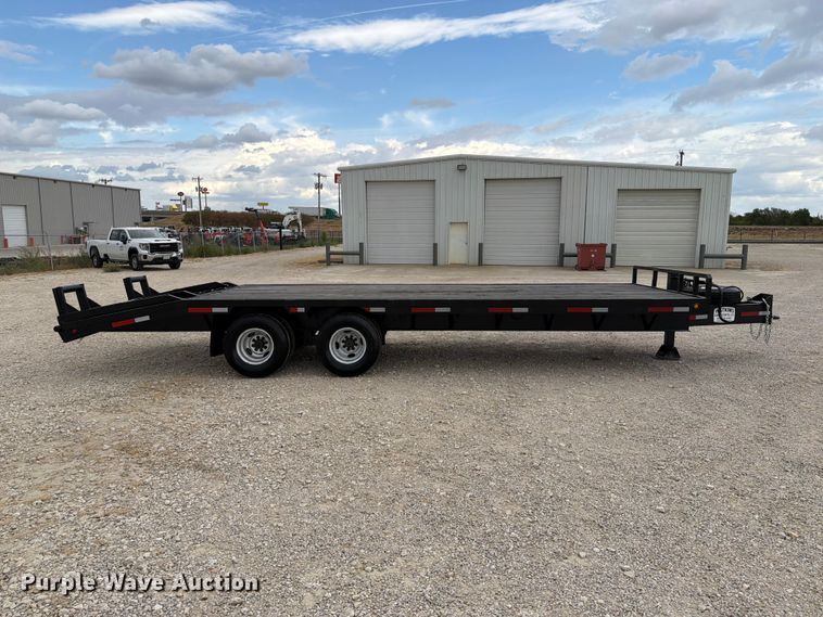 image for item FN3761 1975 Trail Mobile equipment trailer