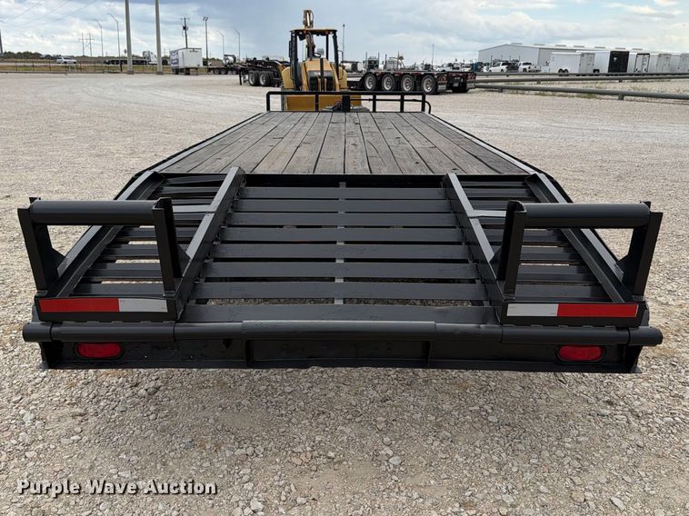 image for item FN3761 1975 Trail Mobile equipment trailer