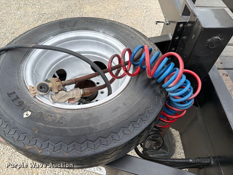 image for item FN3761 1975 Trail Mobile equipment trailer