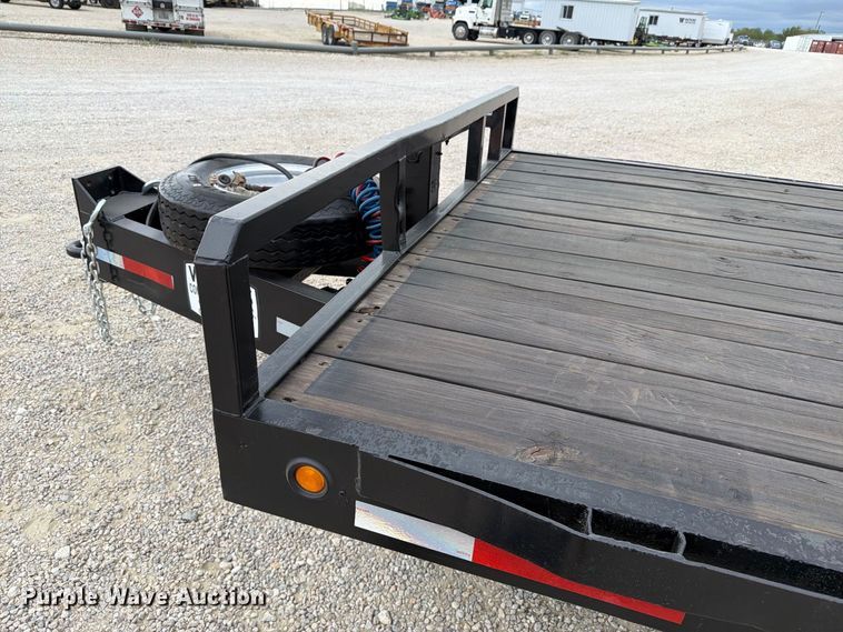 image for item FN3761 1975 Trail Mobile equipment trailer