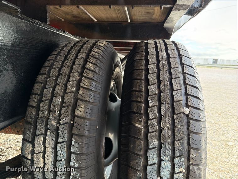 image for item FN3761 1975 Trail Mobile equipment trailer