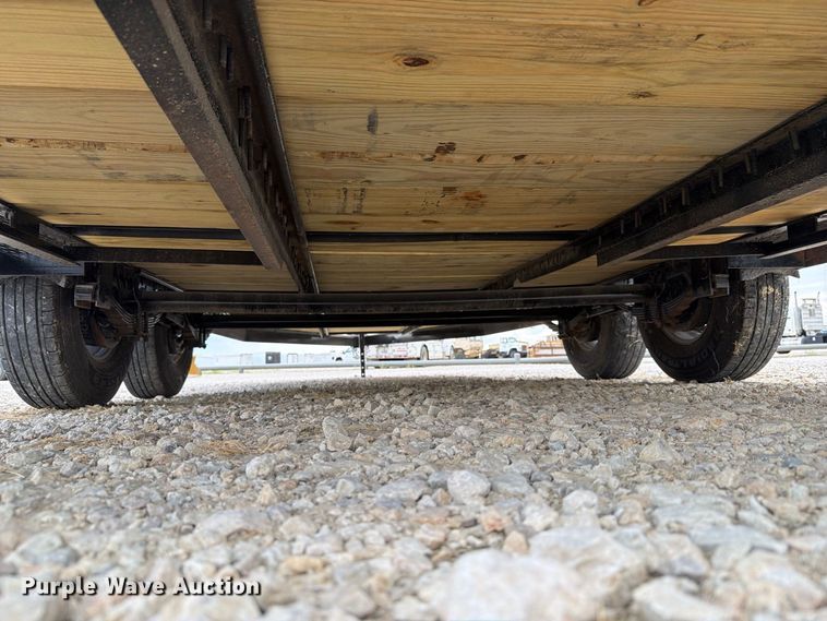 image for item FN3762 2015 CAR-TEX equipment trailer