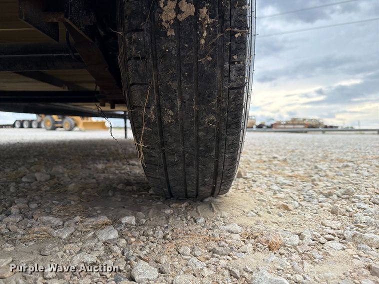 image for item FN3762 2015 CAR-TEX equipment trailer