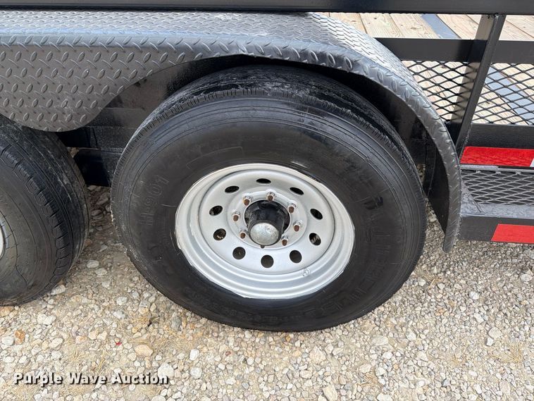 image for item FN3762 2015 CAR-TEX equipment trailer