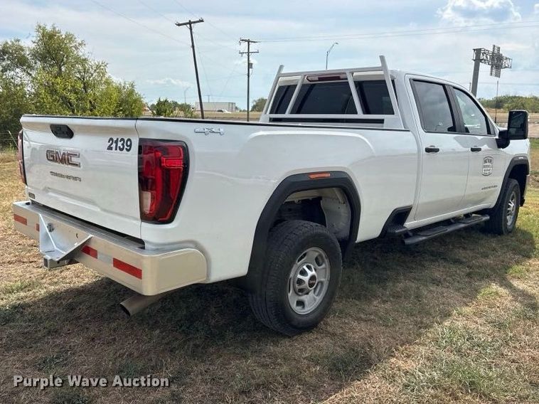 image for item FN3763 2021 GMC Sierra 2500 Crew Cab pickup truck