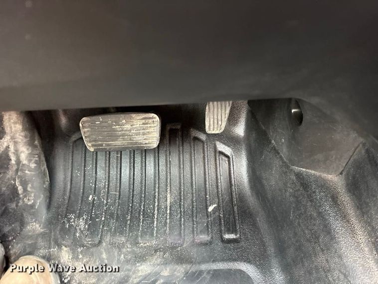 image for item FN3763 2021 GMC Sierra 2500 Crew Cab pickup truck
