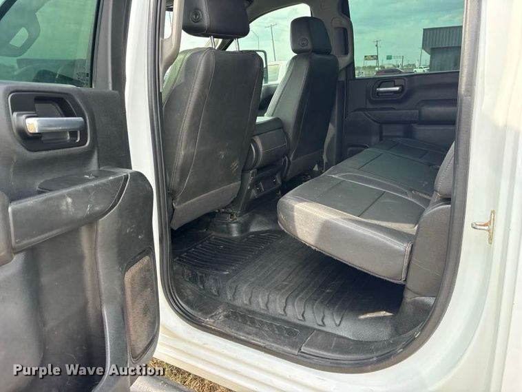 image for item FN3763 2021 GMC Sierra 2500 Crew Cab pickup truck