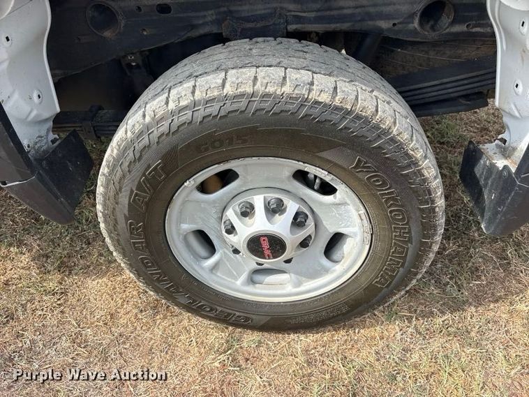 image for item FN3763 2021 GMC Sierra 2500 Crew Cab pickup truck