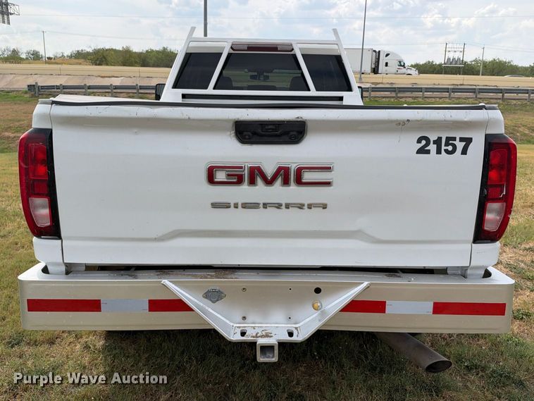 image for item FN3764 2021 GMC Sierra 2500 Crew Cab pickup truck