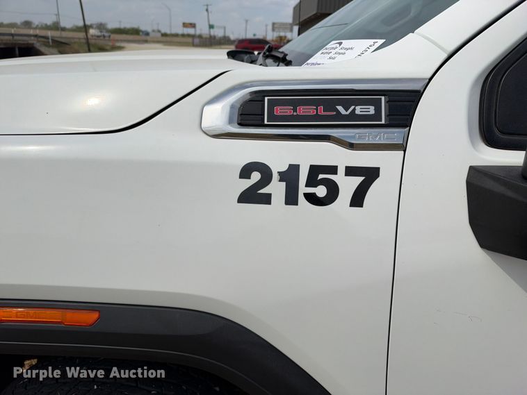 image for item FN3764 2021 GMC Sierra 2500 Crew Cab pickup truck