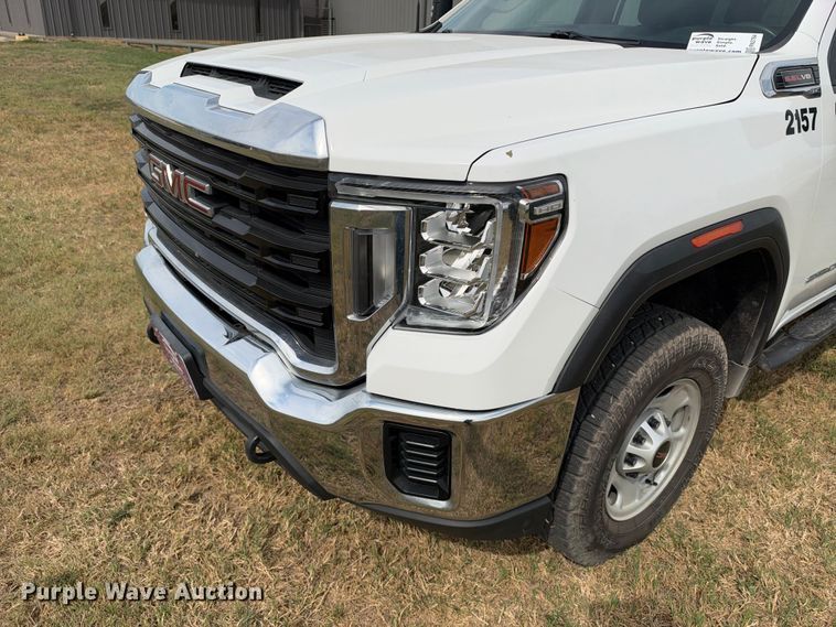 image for item FN3764 2021 GMC Sierra 2500 Crew Cab pickup truck