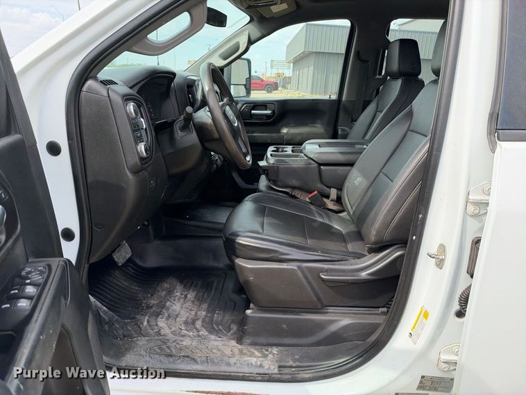 image for item FN3764 2021 GMC Sierra 2500 Crew Cab pickup truck