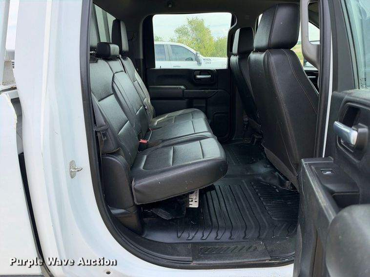 image for item FN3764 2021 GMC Sierra 2500 Crew Cab pickup truck
