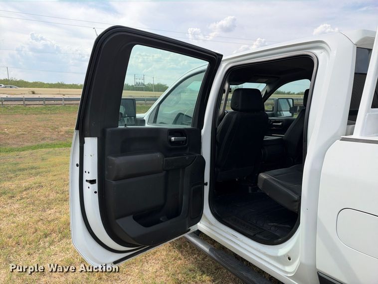 image for item FN3764 2021 GMC Sierra 2500 Crew Cab pickup truck