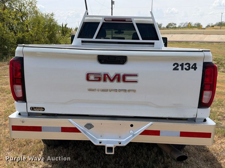 image for item FN3765 2021 GMC Sierra 2500 Crew Cab pickup truck