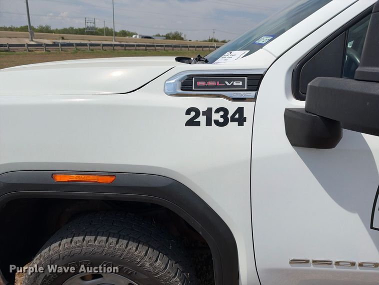 image for item FN3765 2021 GMC Sierra 2500 Crew Cab pickup truck