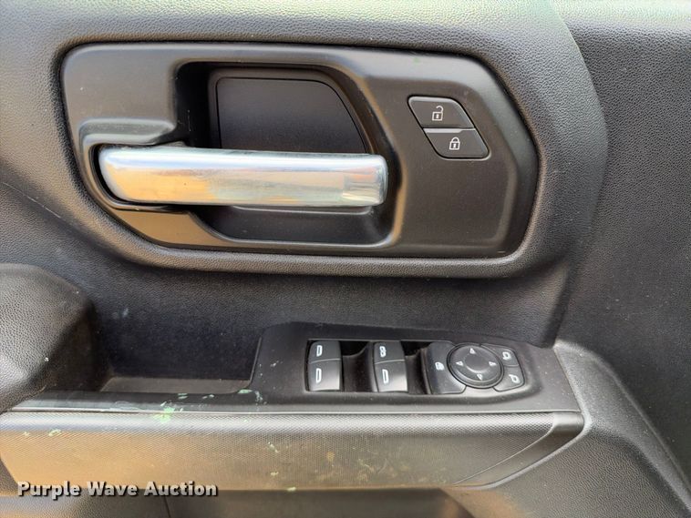 image for item FN3765 2021 GMC Sierra 2500 Crew Cab pickup truck
