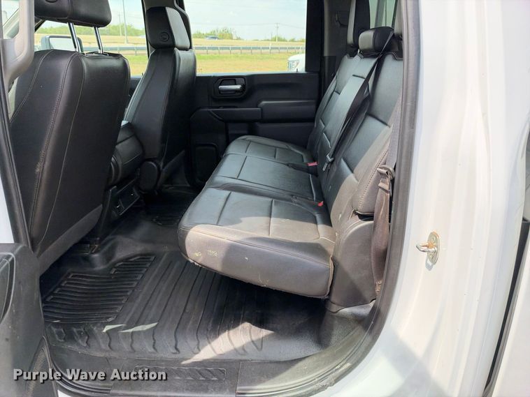 image for item FN3765 2021 GMC Sierra 2500 Crew Cab pickup truck