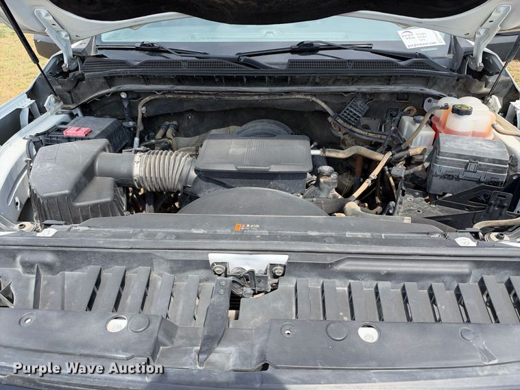 image for item FN3765 2021 GMC Sierra 2500 Crew Cab pickup truck