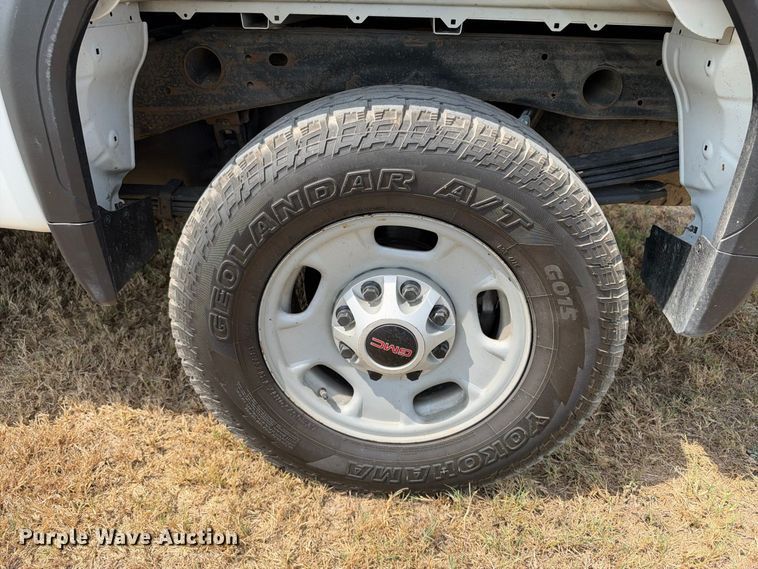 image for item FN3765 2021 GMC Sierra 2500 Crew Cab pickup truck