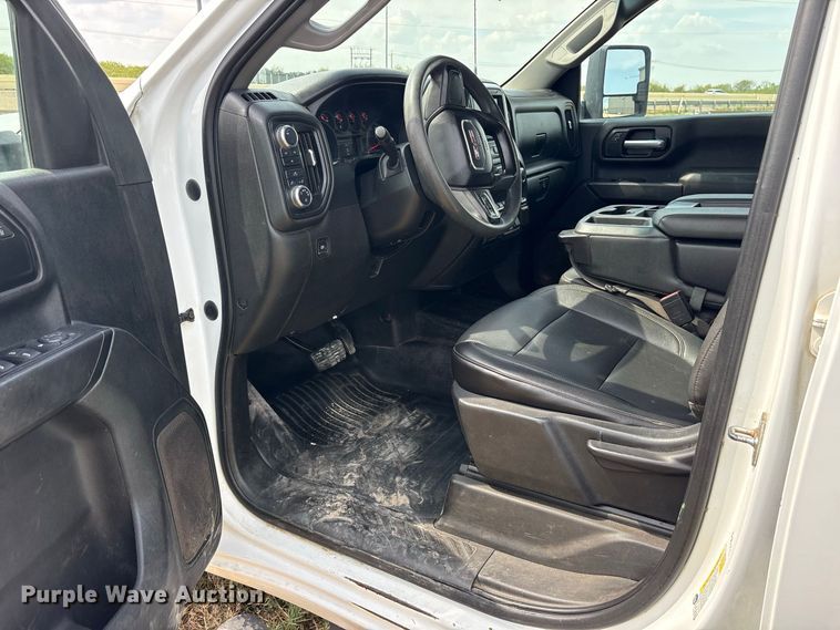 image for item FN3766 2021 GMC Sierra 2500 Crew Cab pickup truck